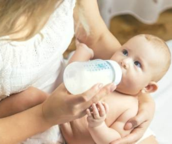 How to Choose the Best Baby Formula Milk in Dubai: A Father’s Guide